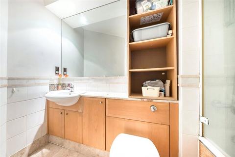 1 bedroom flat for sale, Belvedere Road, London SE1