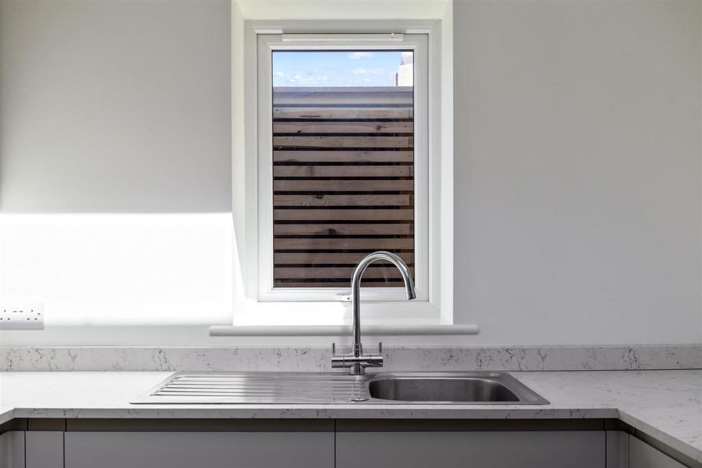 Northcourt Road, Northcourt House-021.JPG