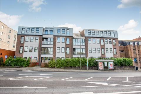 1 bedroom flat to rent, Upper Charles Street, Camberley, GU15
