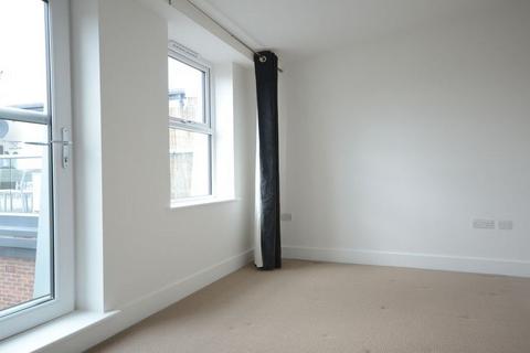 1 bedroom flat to rent, Upper Charles Street, Camberley, GU15