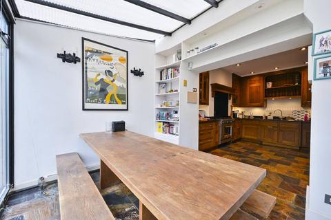 5 Canonbury Square, London, N1 2AU