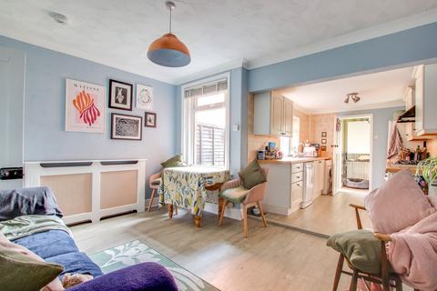 26 Queens Road, Lyndhurst, SO43 7BR