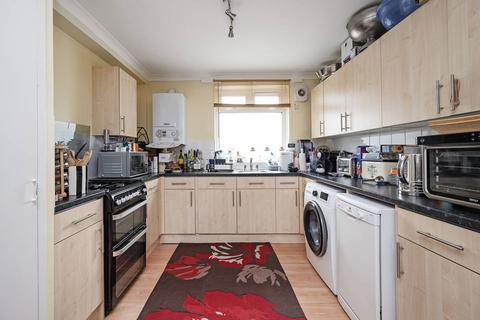 2 bedroom maisonette to rent, Mansford Street, Tower Hamlets, London, E2