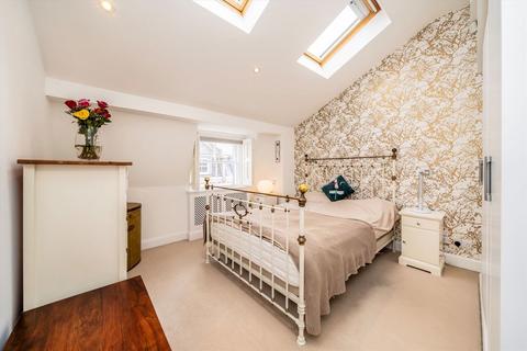 undefined, Elnathan Mews, Maida Vale W9