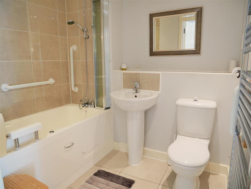 Luxury bathroom