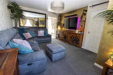 15 Buttermere Way, Carlton Colville, Lowestoft, NR33 8FN