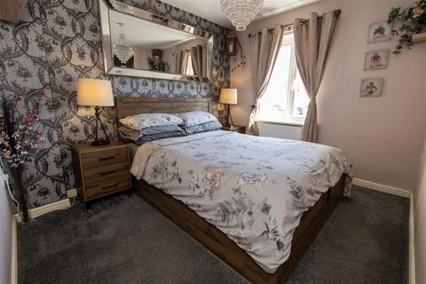15 Buttermere Way, Carlton Colville, Lowestoft, NR33 8FN