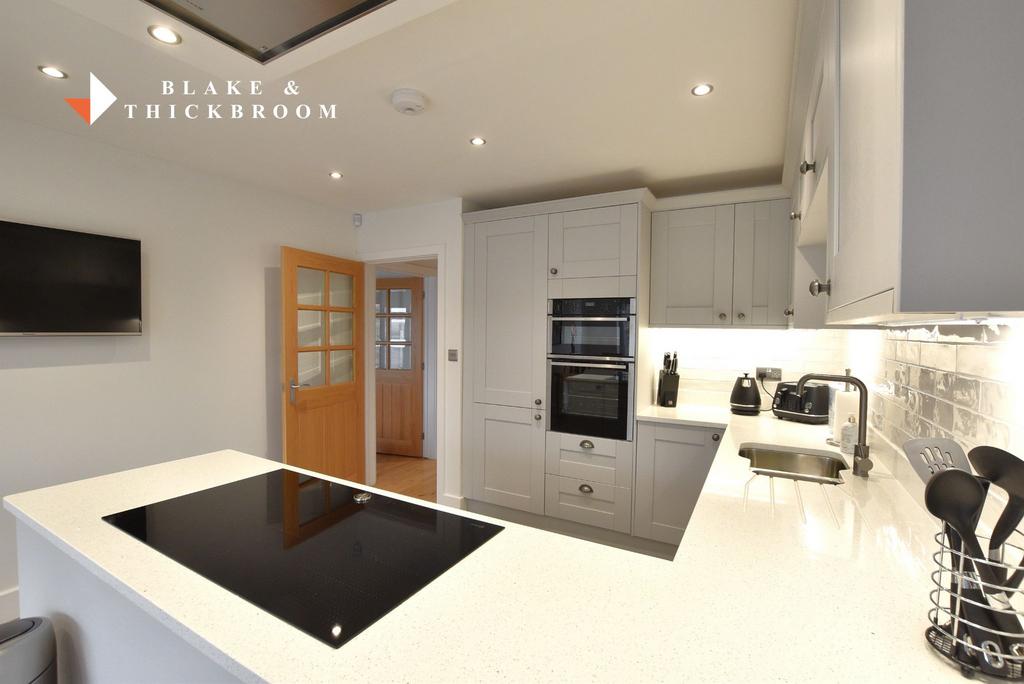 Kitchen diner