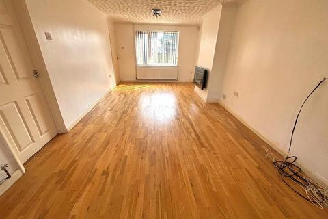 3 bedroom terraced house to rent, Shire Road, Corby NN17