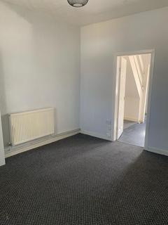 2 bedroom terraced house to rent, 22 Water St, BB5 6PX