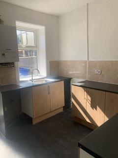 2 bedroom terraced house to rent, 22 Water St, BB5 6PX