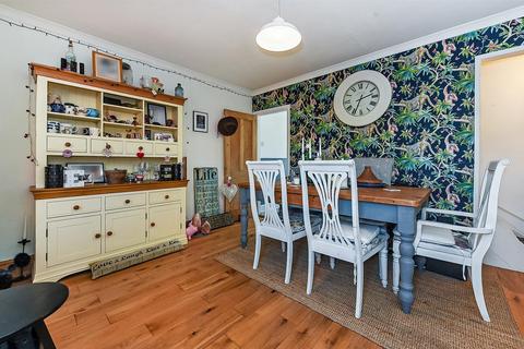 18 Adelaide Road, Andover, SP10 1HF
