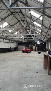 Warehouse to rent, Haymerle Road, London, SE15