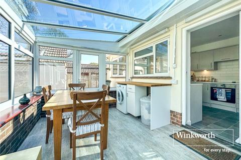 2 bedroom bungalow for sale, Heathlands Avenue, Ferndown BH22