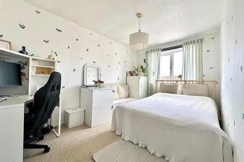 19 Blackwell Hill, Northampton, NN4 9YB