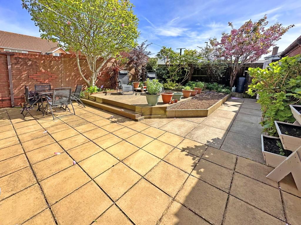 13 Garden