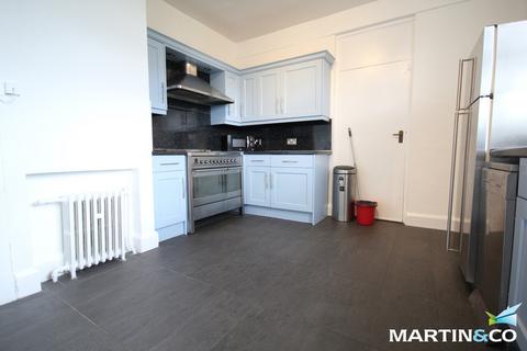 3 bedroom flat for sale, Kenilworth Court, Hagley Road, Edgbaston, B16