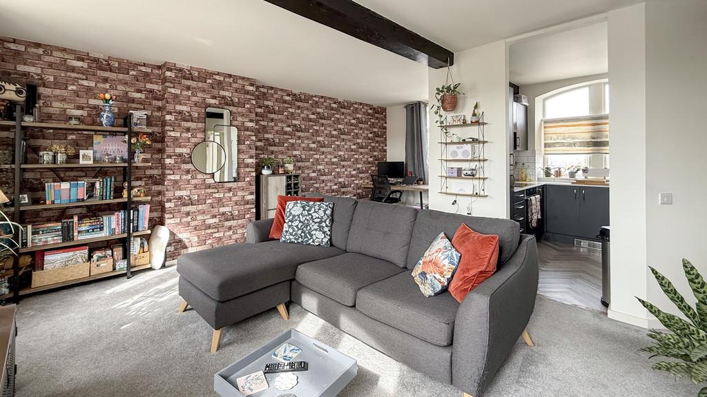 Lounge/dining room