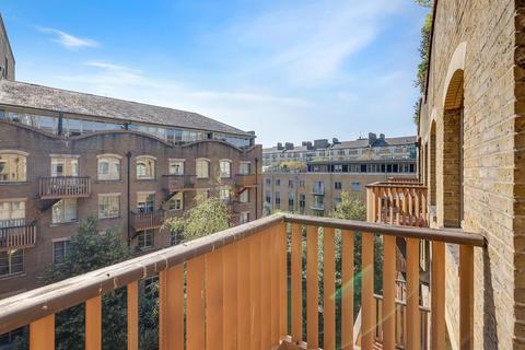 2 bedroom apartment to rent, Queen Elizabeth Street, Shad Thames