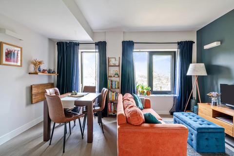 1 bedroom flat for sale, Newbury,  Berkshire,  RG14