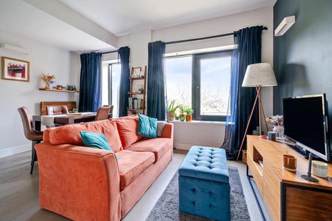 1 bedroom flat for sale, Newbury,  Berkshire,  RG14
