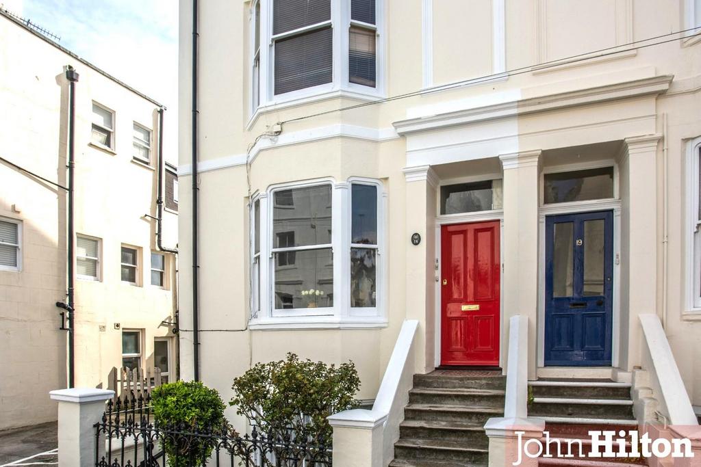 Buckingham Street4.jpg