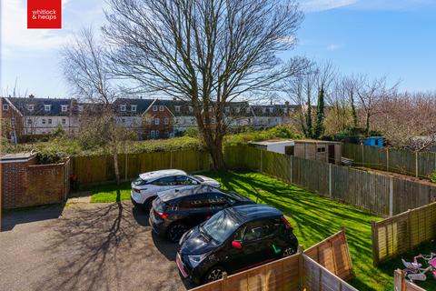 2 bedroom flat for sale, Pavilion Road, Worthing