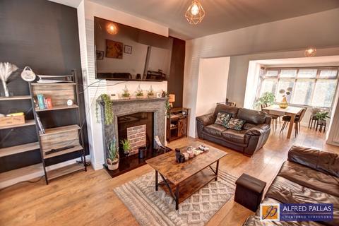 2 bedroom semi-detached house for sale, Denbigh Avenue, Fulwell