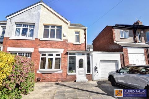Denbigh Avenue, Fulwell