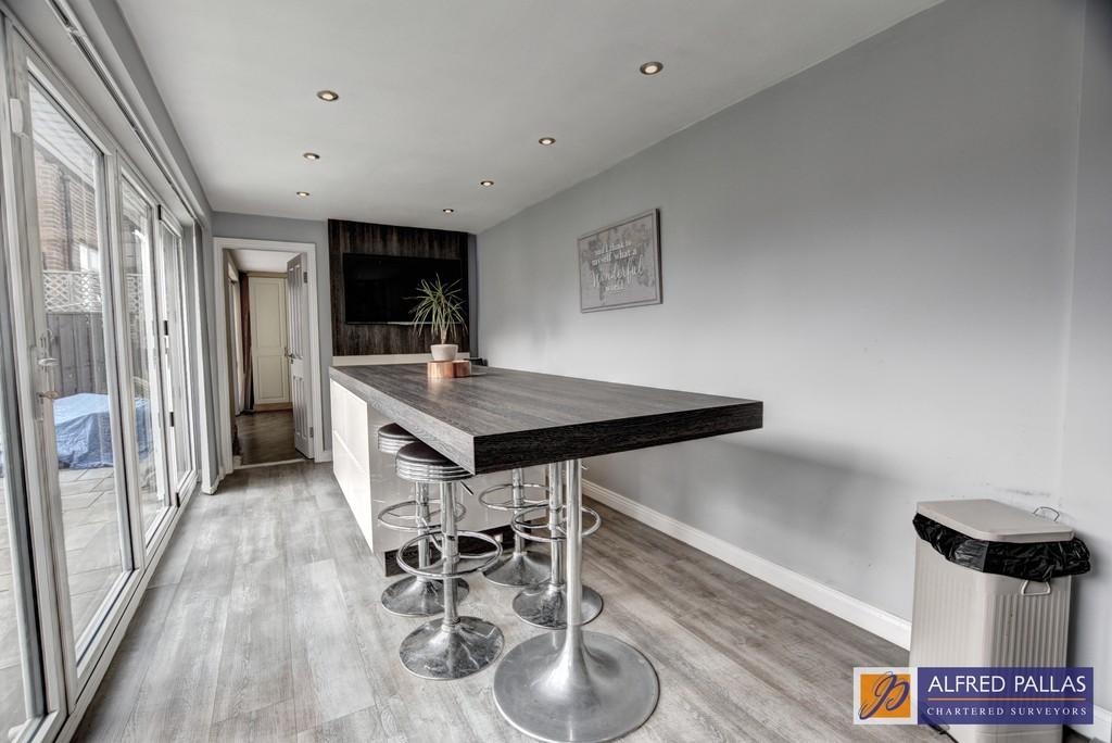 Kitchen E