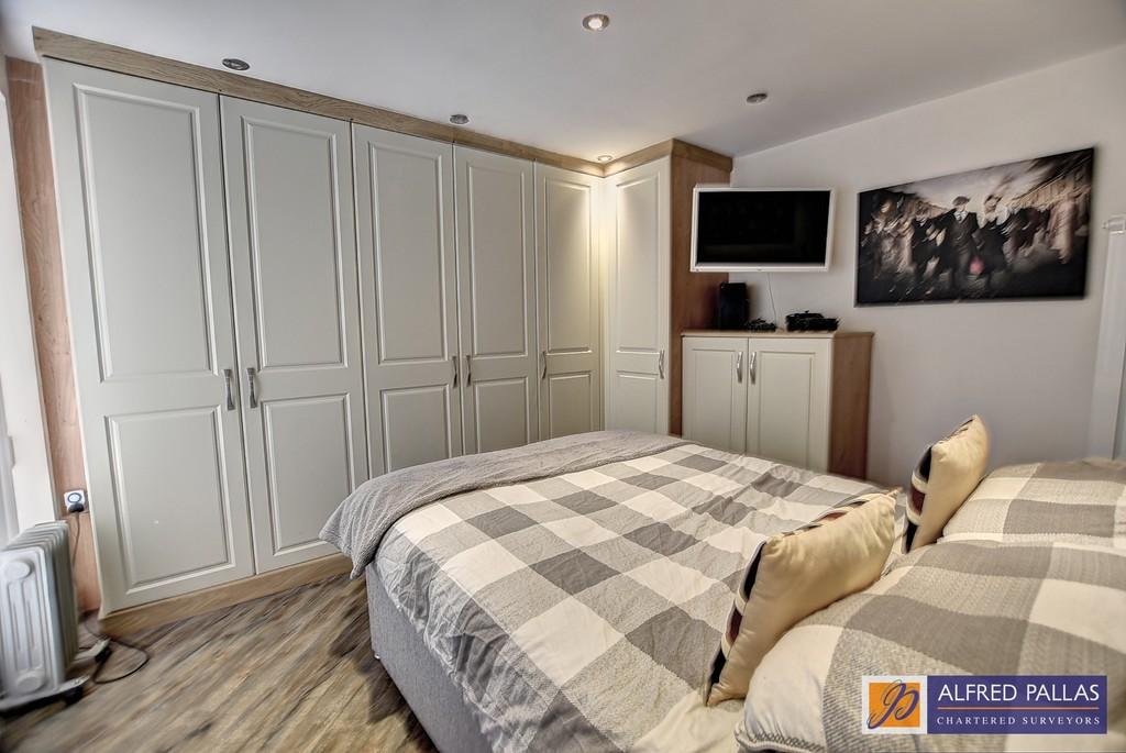 Bed4