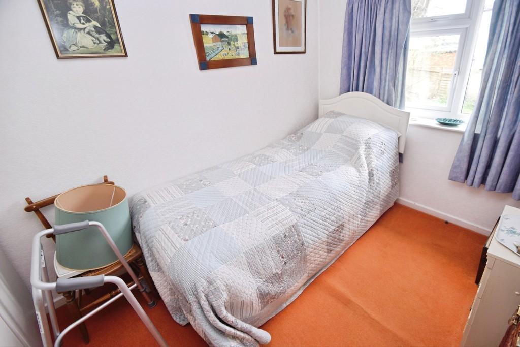 D7ca9b5f-Bedroom