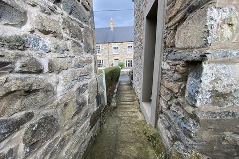 2 bedroom detached house for sale, Penffynnon House, Long Street, Newport