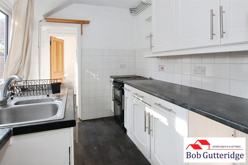 Fitted kitchen