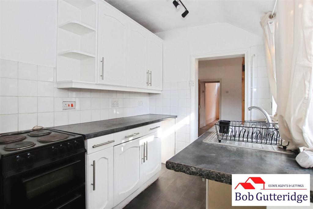 Fitted kitchen