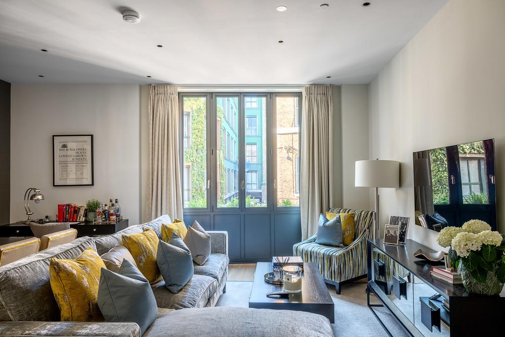 101 Floral Court 13