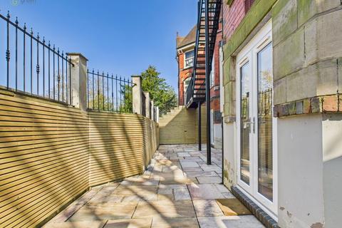 3 bedroom apartment for sale, Anchorage Road, Sutton Coldfield B74