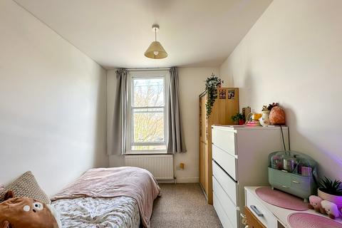 1 bedroom in a house share to rent, Abbey Road, Cambridge CB5
