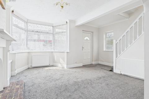 27 Chipperfield Road, Birmingham, B36 8DL