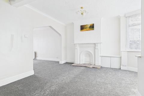 27 Chipperfield Road, Birmingham, B36 8DL