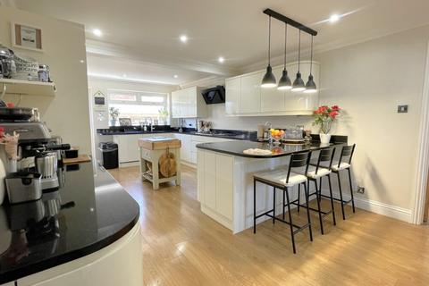 99 Maldon Road, Tiptree, Colchester, CO5 0BN