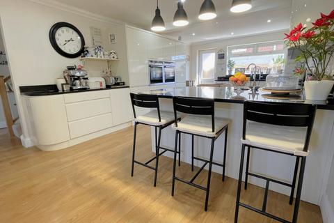 99 Maldon Road, Tiptree, Colchester, CO5 0BN