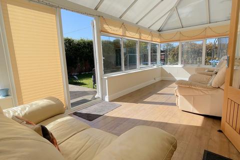 99 Maldon Road, Tiptree, Colchester, CO5 0BN