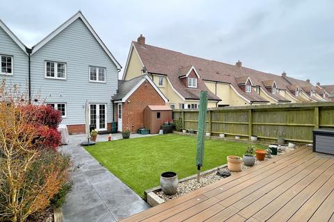 17 Berryfield Close, Tiptree, Colchester, CO5 0FQ