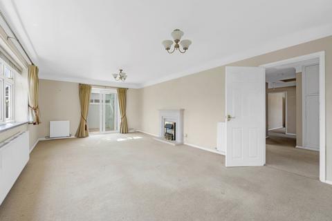 1 Bank Close, Chester, CH2 1PB