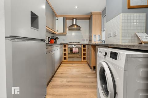 1 bedroom ground floor flat for sale, Millennium View, Fitzhamon Embankment, Cardiff