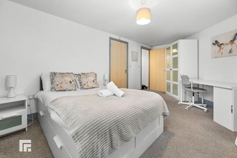 1 bedroom ground floor flat for sale, Millennium View, Fitzhamon Embankment, Cardiff