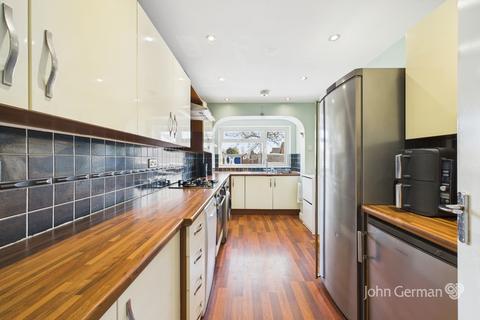 83 Arden Road, Barton Under Needwood, Burton-on-trent, DE13 8LF