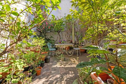 6 bedroom terraced house for sale, Montpelier Street, Knightsbridge SW7