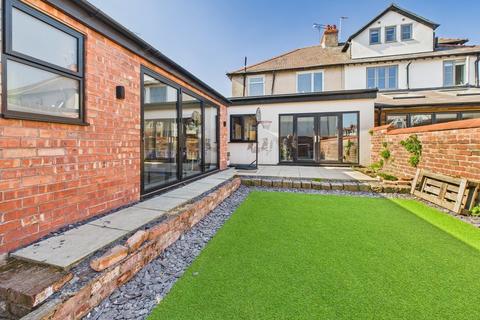 5 Beech Grove, Hoole, Chester, CH2 3HJ